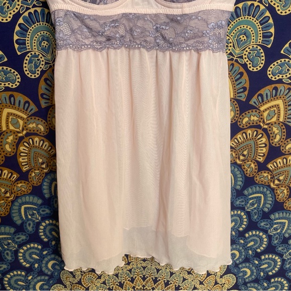 🦋5/20$🦋 blush pink chemise - Picture 2 of 11